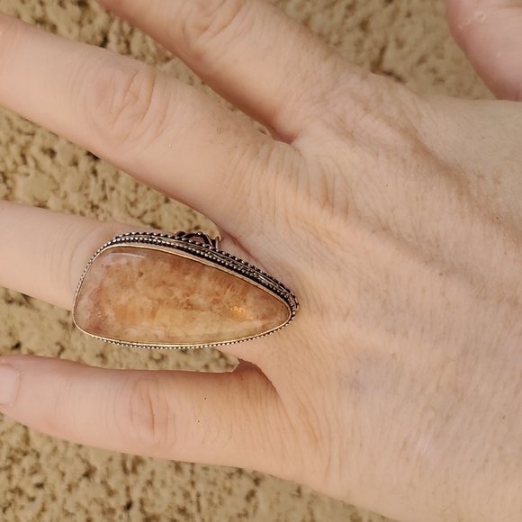 New Oversized Sunstone 925 Silver Statement Ring. - Picture 11 of 15